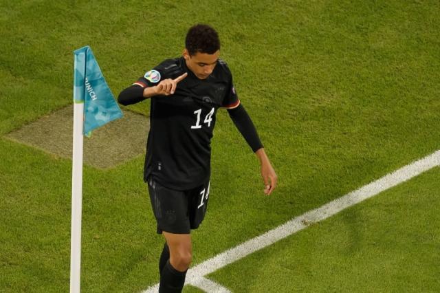 1624699814993043835.jpeg E4mjvQEWYAAk3Nr.jpeg